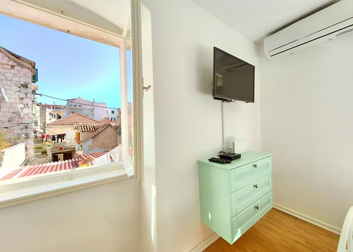 Bruna In The Old Town